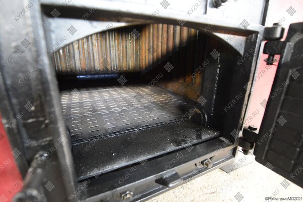 Колосниковая топка твердотопливного котла 700 кВт